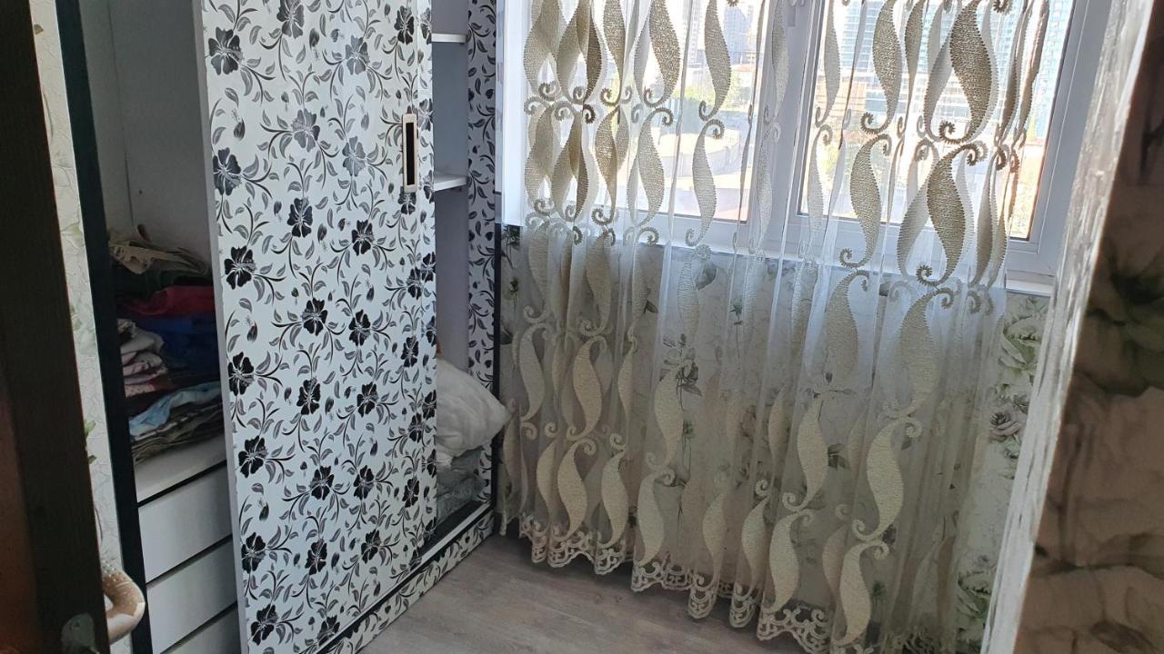 Apartment In Yalchin Star Residence Батуми Екстериор снимка