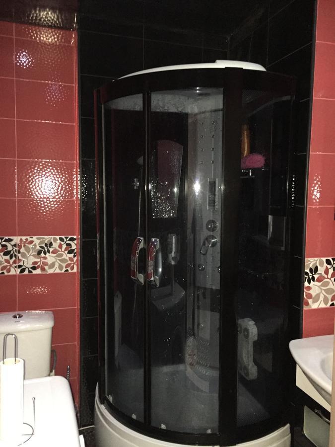 Apartment In Yalchin Star Residence Батуми Екстериор снимка