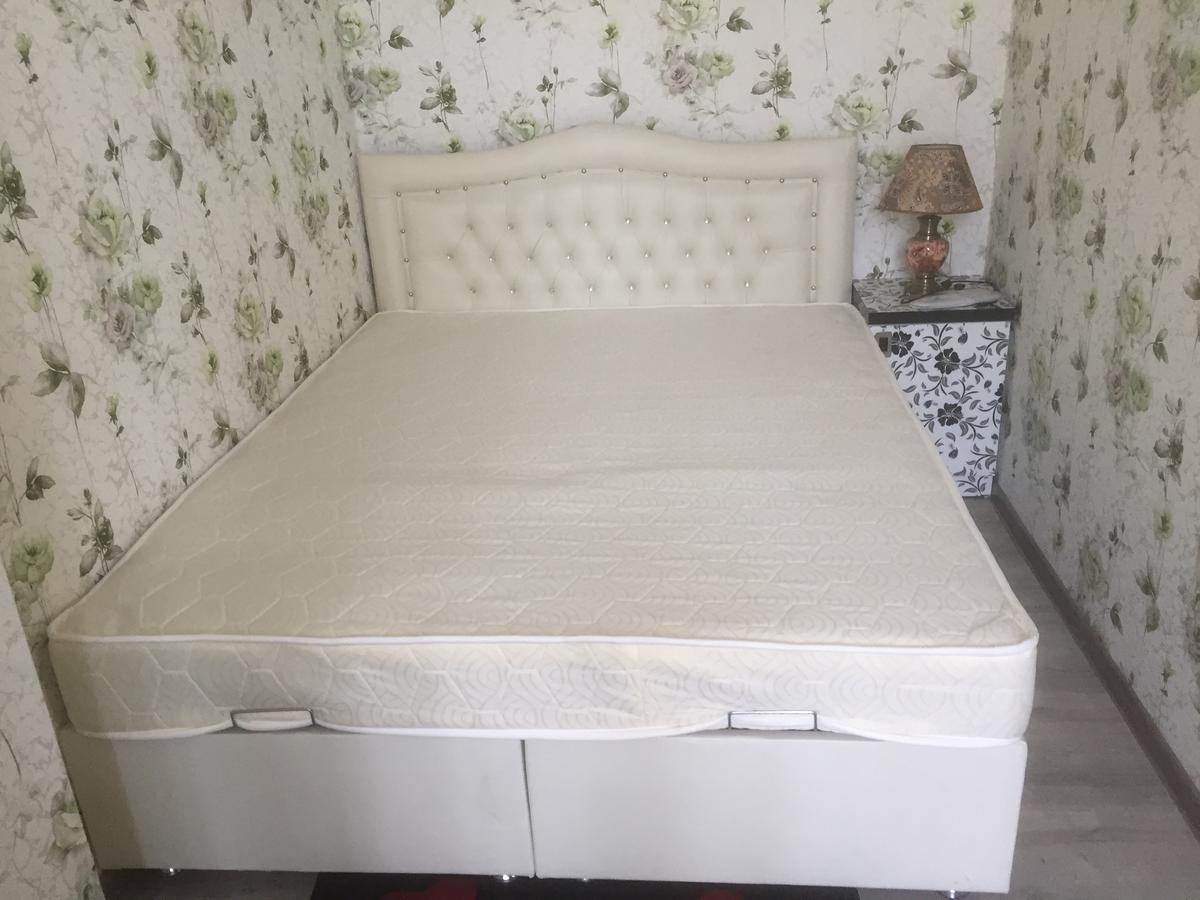 Apartment In Yalchin Star Residence Батуми Екстериор снимка